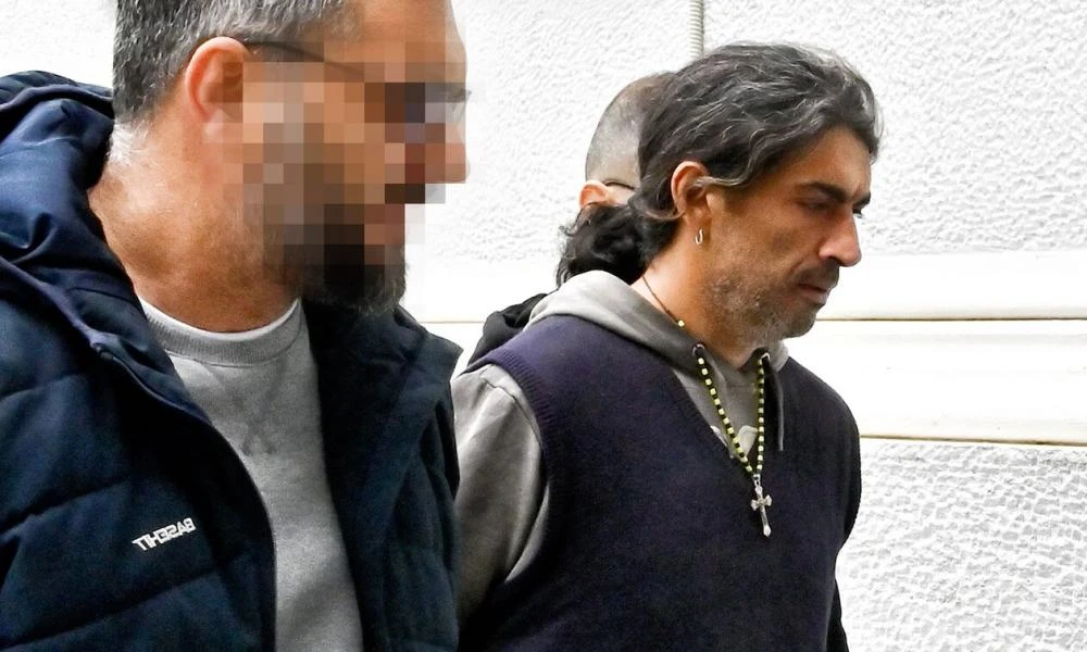 Κορινθία: Επιβίωνε με σκυλοτροφή ο παλαιοχριστιανός Μανώλης